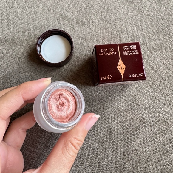 Charlotte Tilbury Eyes To Mesmerize Cream Eyeshadow - Picture 3 of 7